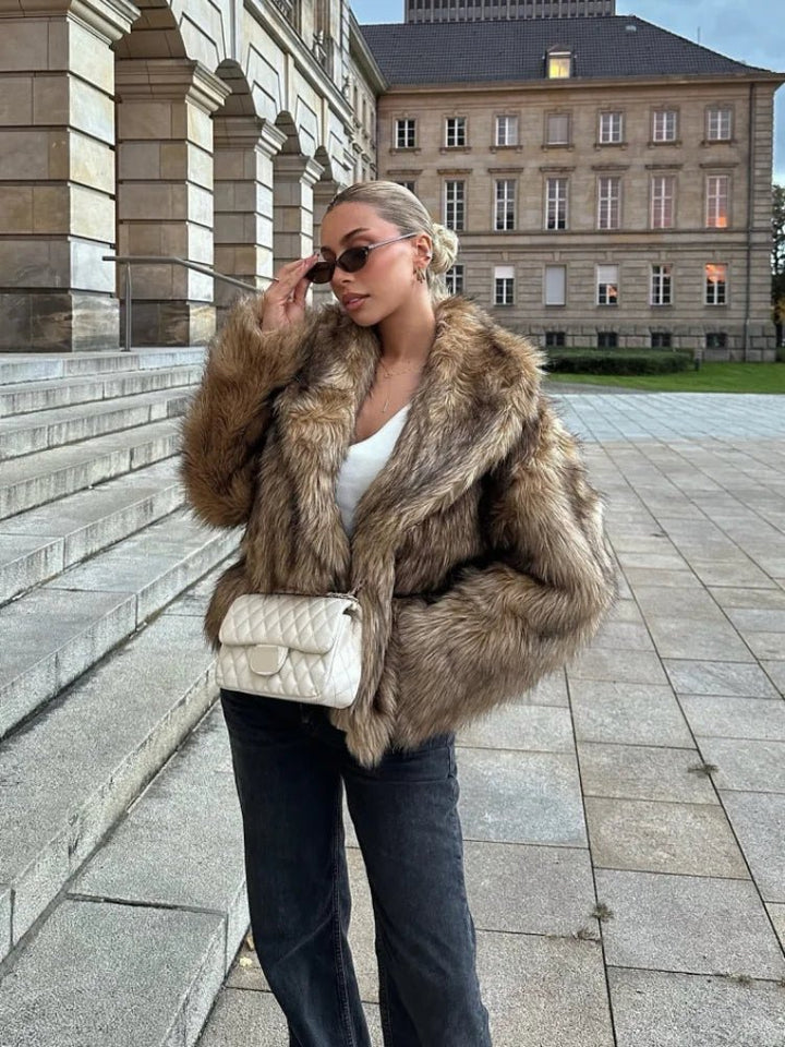 Stilla | Oversized Fake Fur Coat