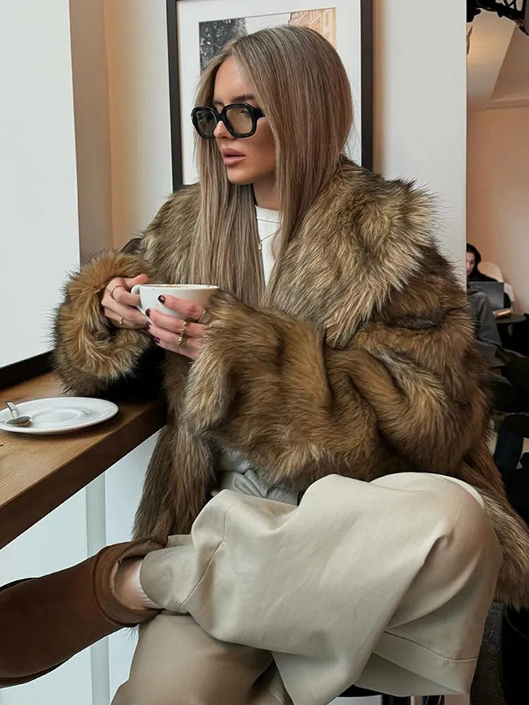 Stilla | Oversized Fake Fur Coat
