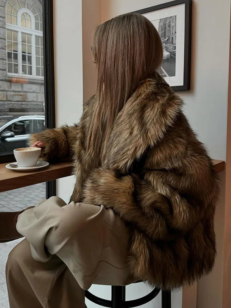 Stilla | Oversized Fake Fur Coat