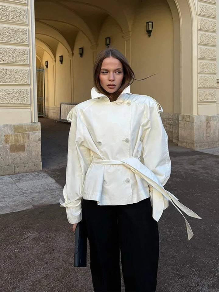 Stilla | Stående Krave Trench Coat