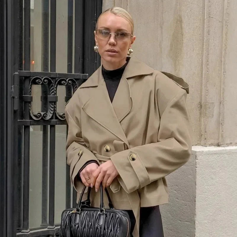 Stilla | Crop Trench Coat