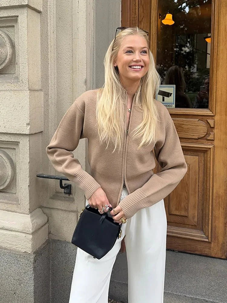Stilla | Cardigan med Lynlås