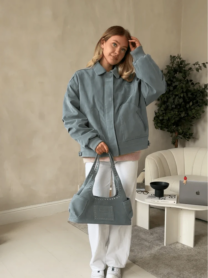 Stilla | Baby Blue Suede Bomberjakke
