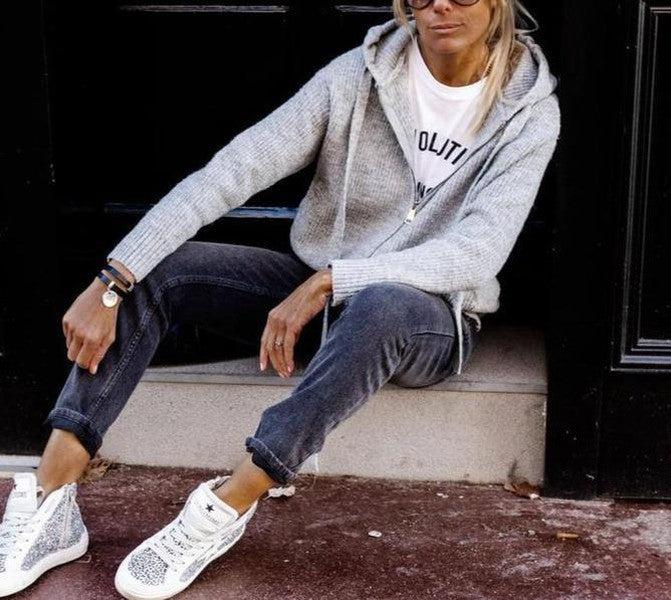 Stilla | Sweatshirt med hætte, sidelommer og lynlås foran