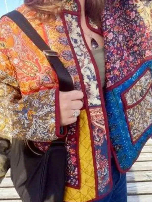 Stilla | Stylish løs trykt damemantel