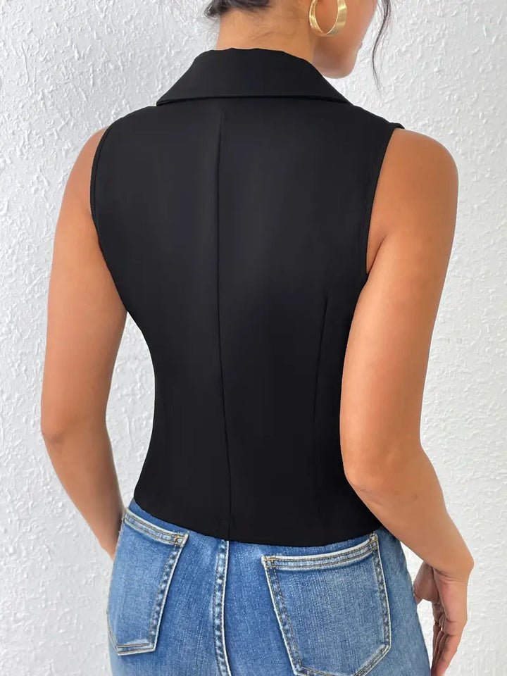 Stilla | Elegant Satin Vest Sort