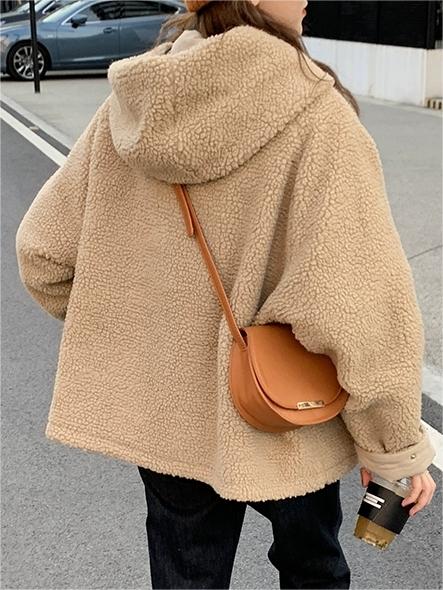 Stilla | Varm Oversized Damejakke med Hætte - Fleece Parka
