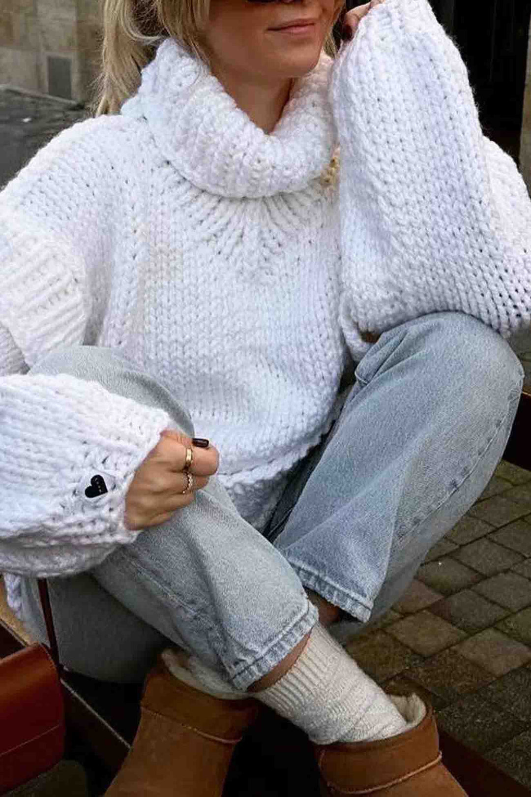 Stilla | Ensfarvet Pullover Med Lange Ærmer Og Pseudokrave