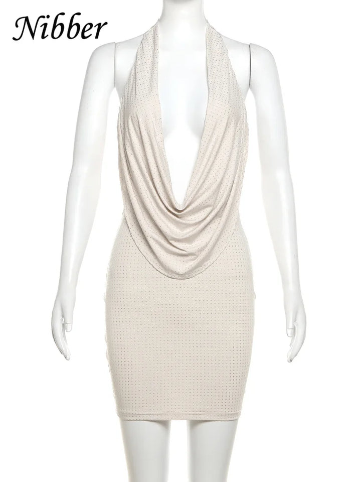 Stilla | Kvinders Deep V-Hals Halter Mode Designer Mini Kjoler (kort)