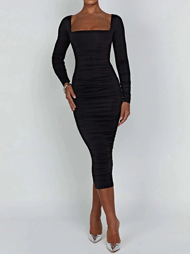 Stilla | Kvindernes Ensfarvede Bodycon Kjoler Med Firkantet Halsudskæring Fra Modedesigner (midi)