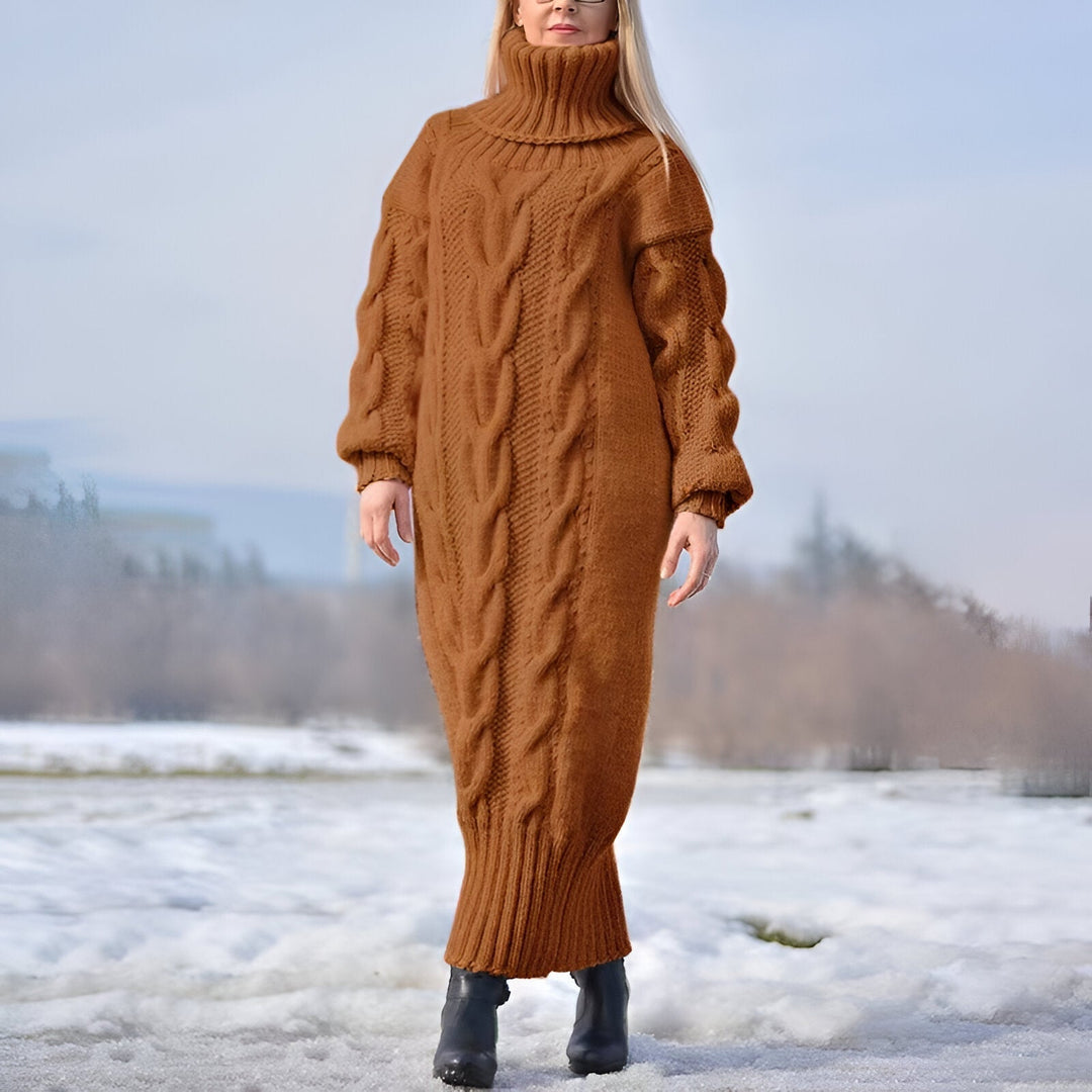 Stilla | Hyggeligt Strikkjole Med Oversized Turtleneck
