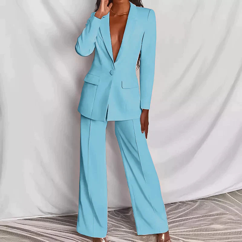 Stilla Stilfuldt sæt bestående af en elegant blazer og elegante bukser
